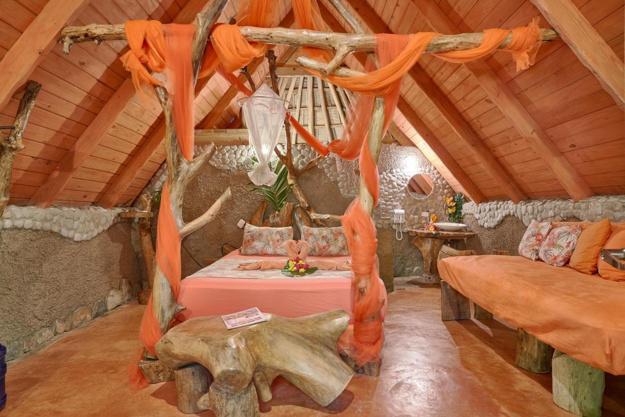 Chalet Tropical Hotel & Restaurant-Pizzeria Las Galeras Eksteriør billede