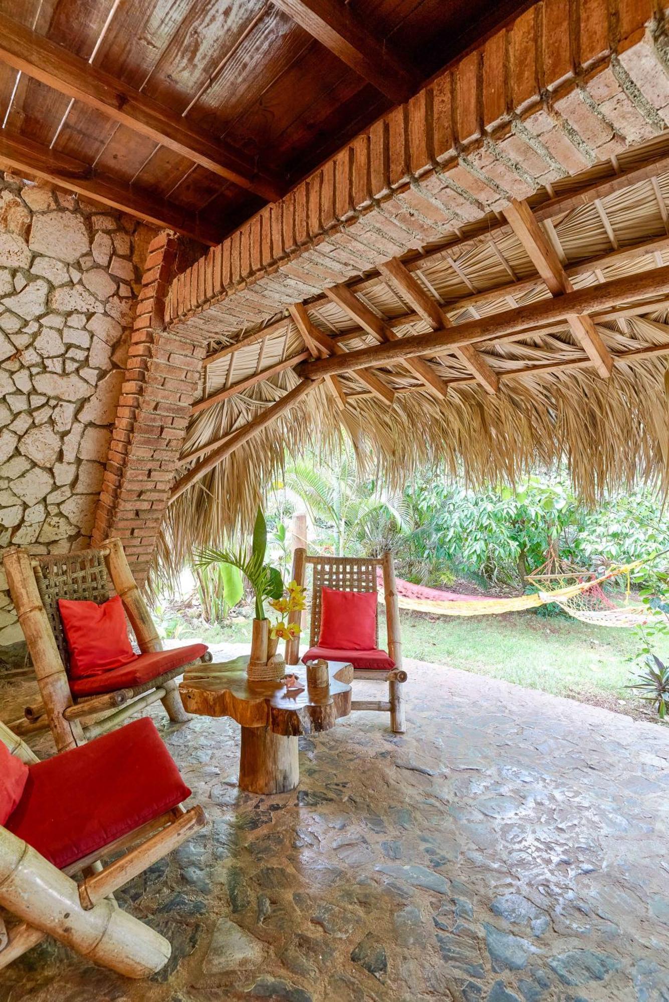 Chalet Tropical Hotel & Restaurant-Pizzeria Las Galeras Eksteriør billede
