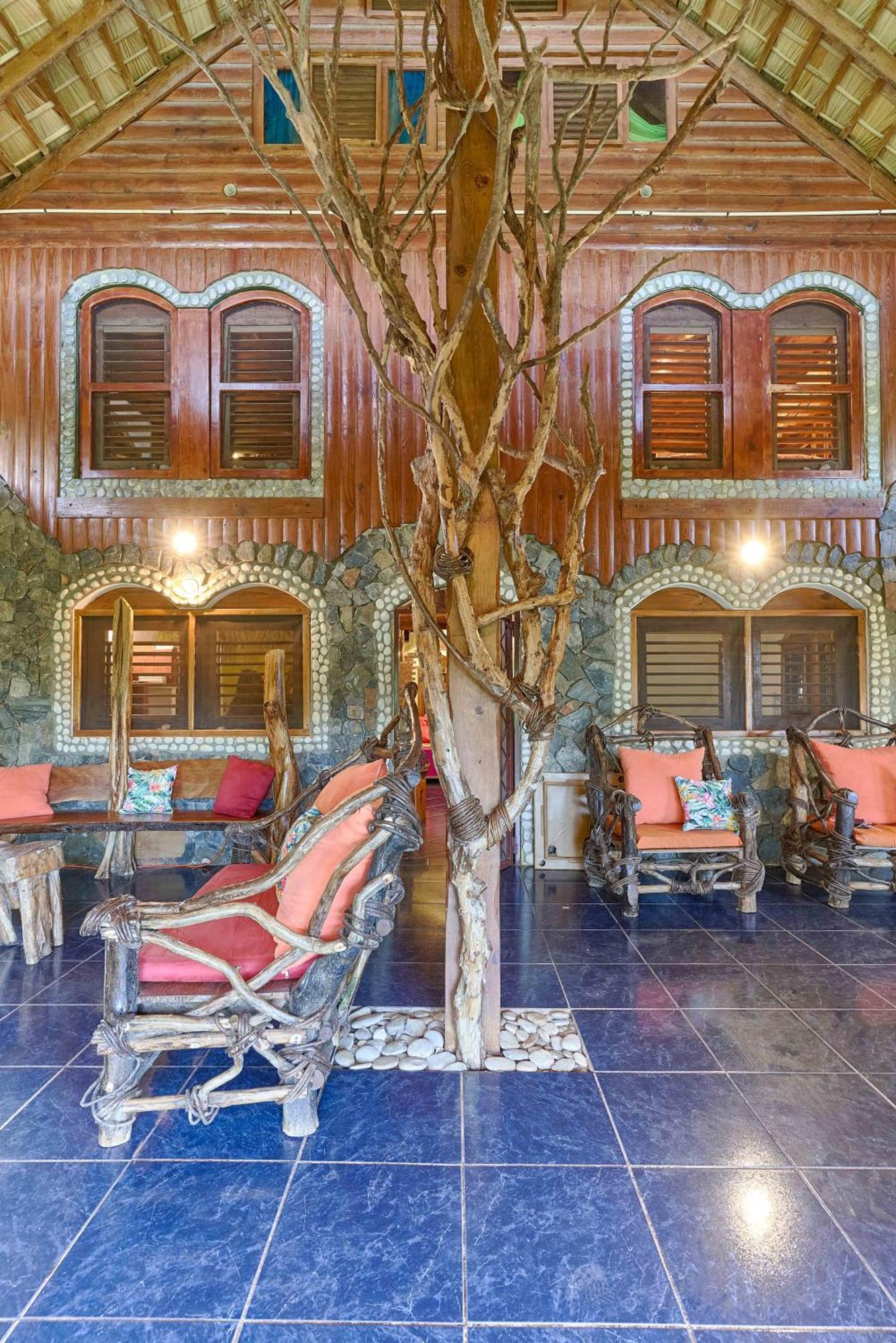 Chalet Tropical Hotel & Restaurant-Pizzeria Las Galeras Eksteriør billede