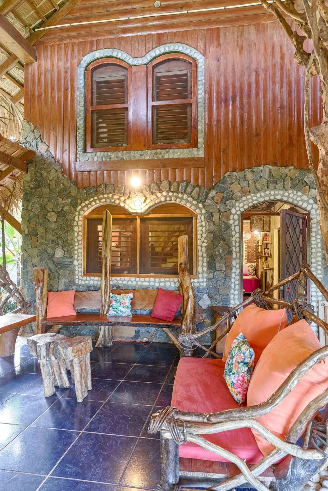 Chalet Tropical Hotel & Restaurant-Pizzeria Las Galeras Eksteriør billede