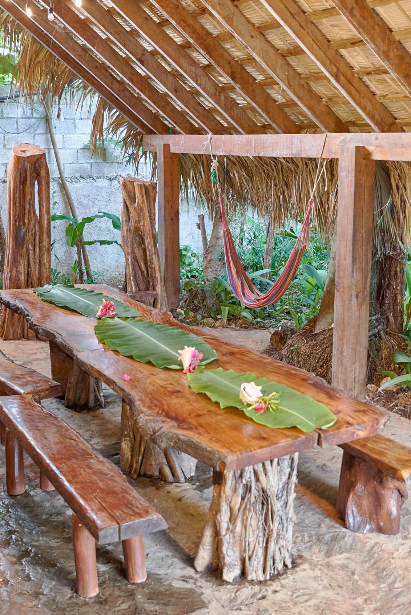 Chalet Tropical Hotel & Restaurant-Pizzeria Las Galeras Eksteriør billede