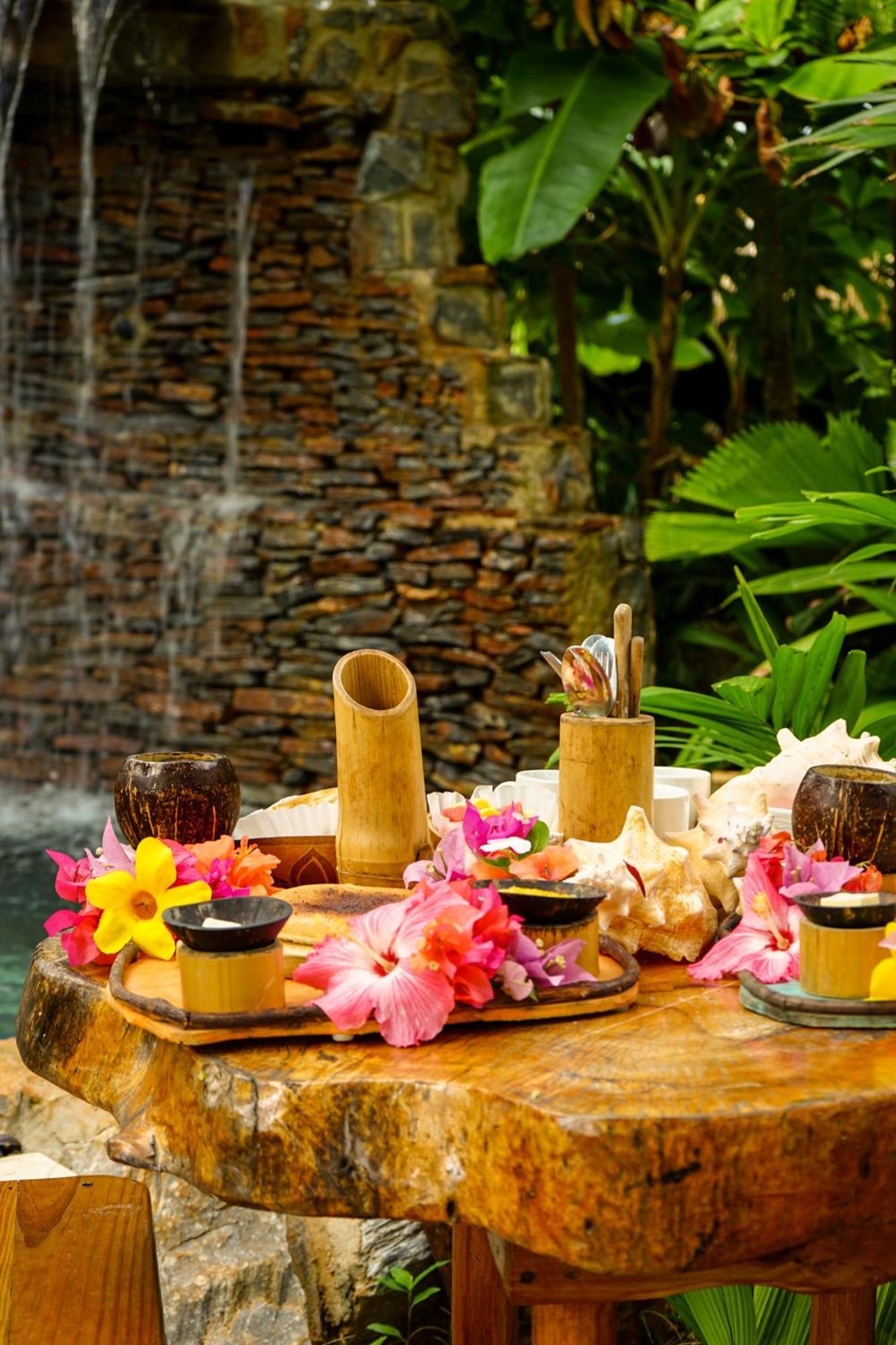 Chalet Tropical Hotel & Restaurant-Pizzeria Las Galeras Eksteriør billede