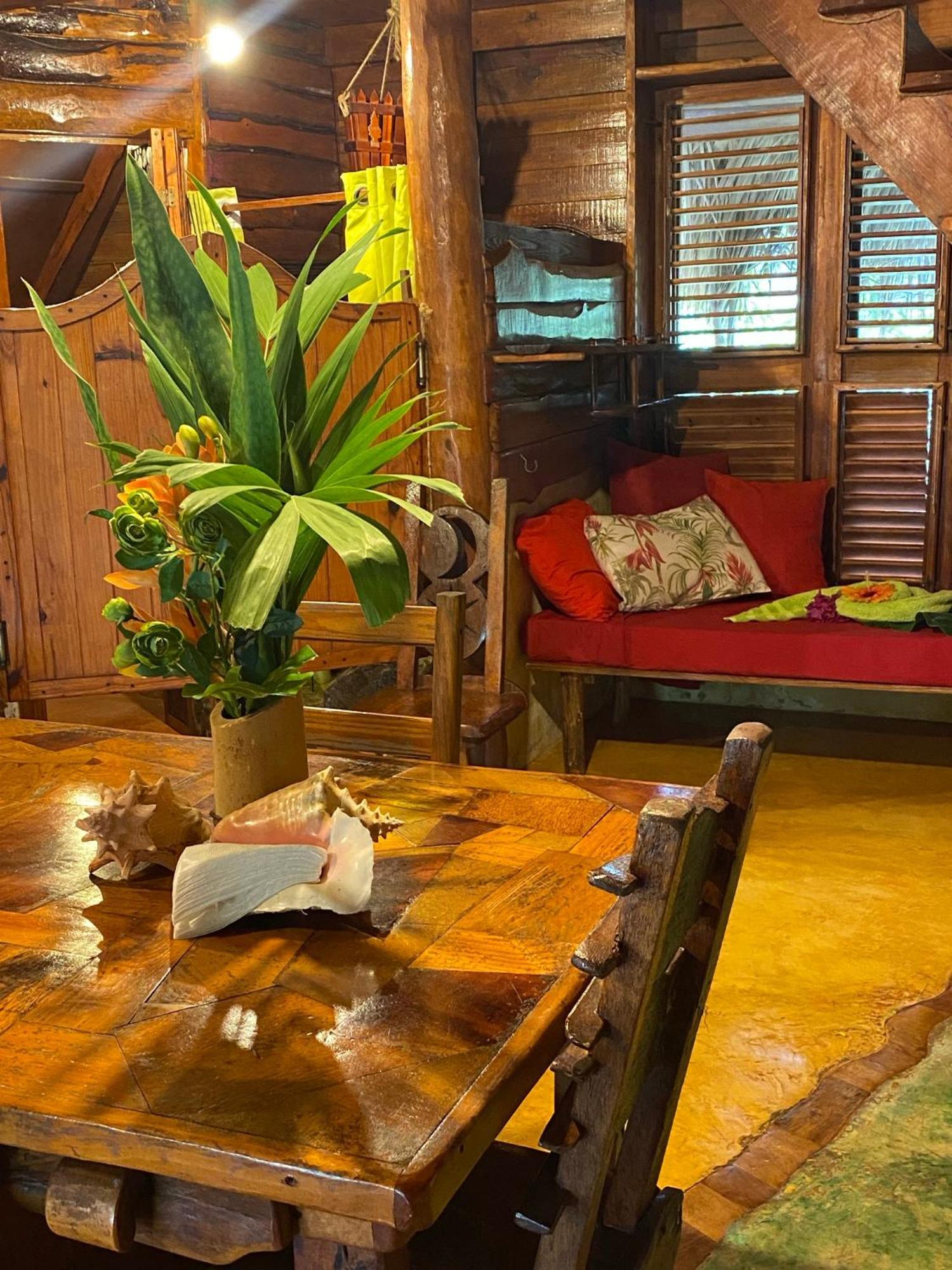 Chalet Tropical Hotel & Restaurant-Pizzeria Las Galeras Eksteriør billede