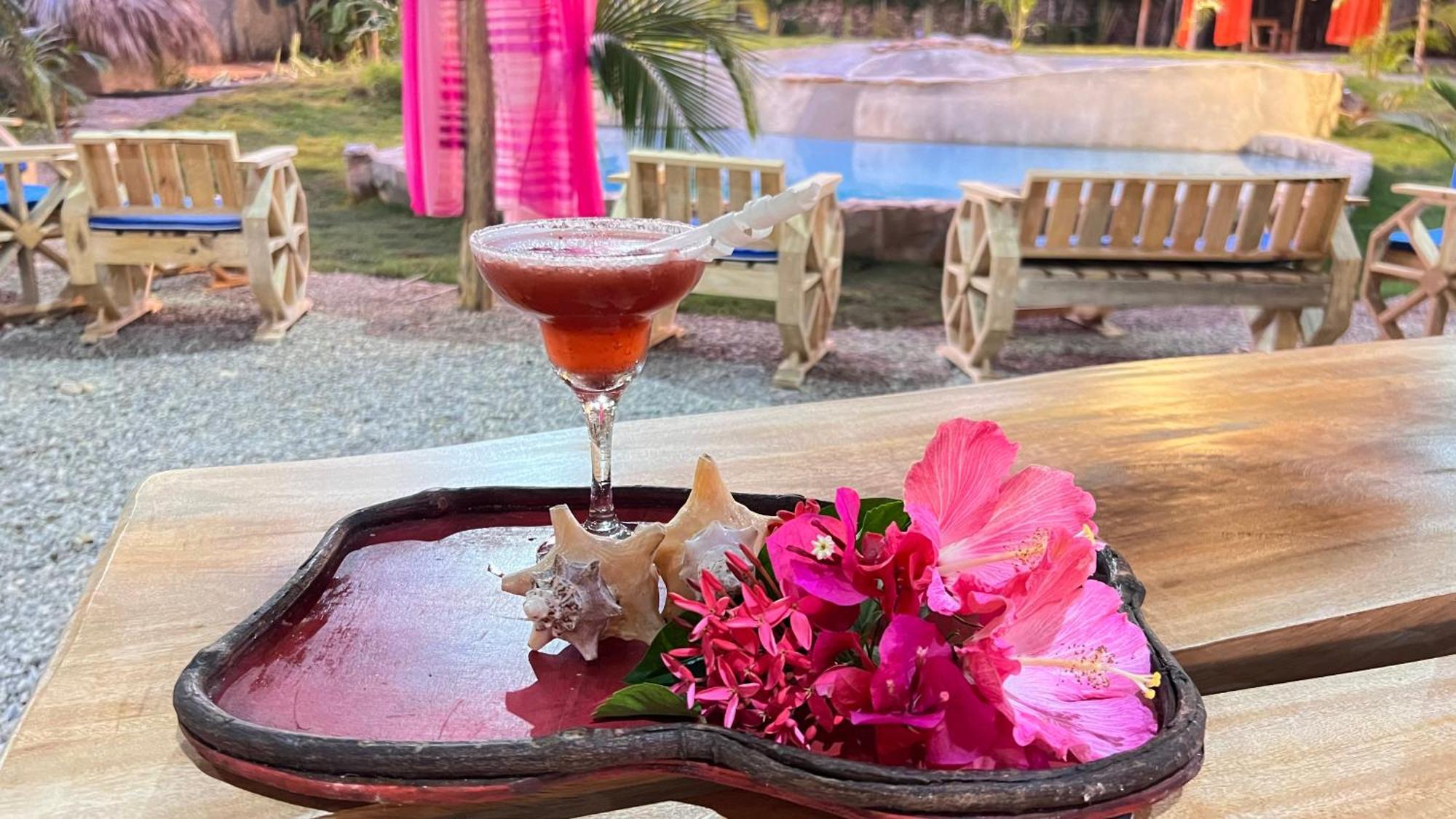 Chalet Tropical Hotel & Restaurant-Pizzeria Las Galeras Eksteriør billede